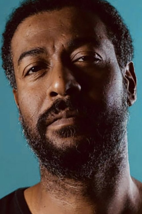 Фото  (Faisal Al-Amiri)