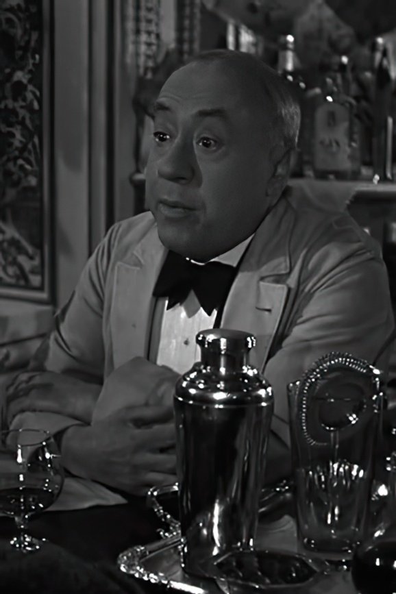 Фото  (Georges Pally)