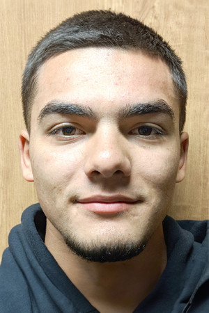 Фото  (Justin Cardona)