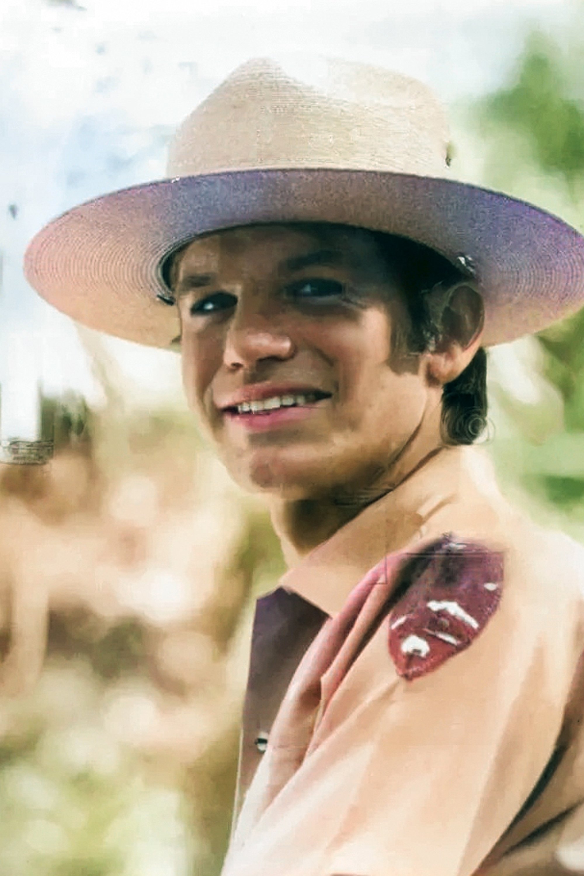 Фото  (James G. Richardson)