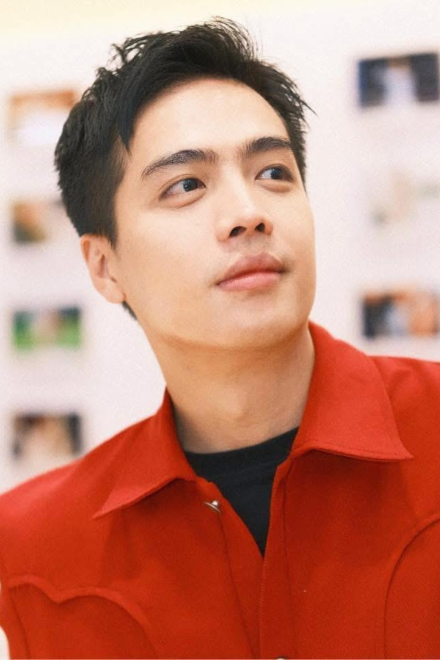 Фото  (Aung Ye Htike)