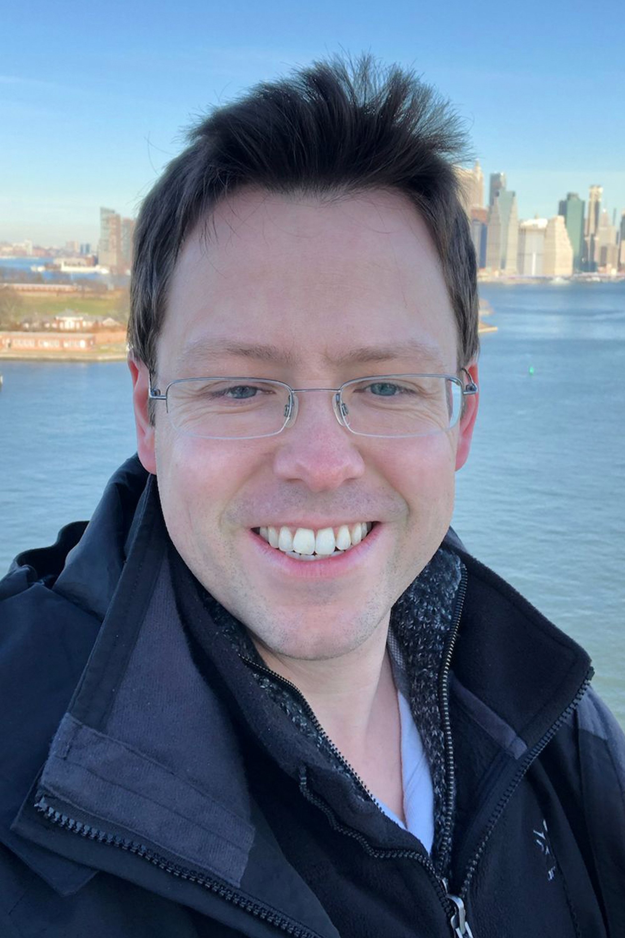 Фото  (Rick Farrow)