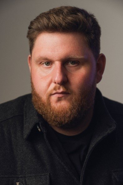 Фото  (Lewis Ian Bray)