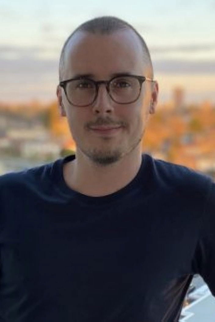 Фото  (Alun Cummins)