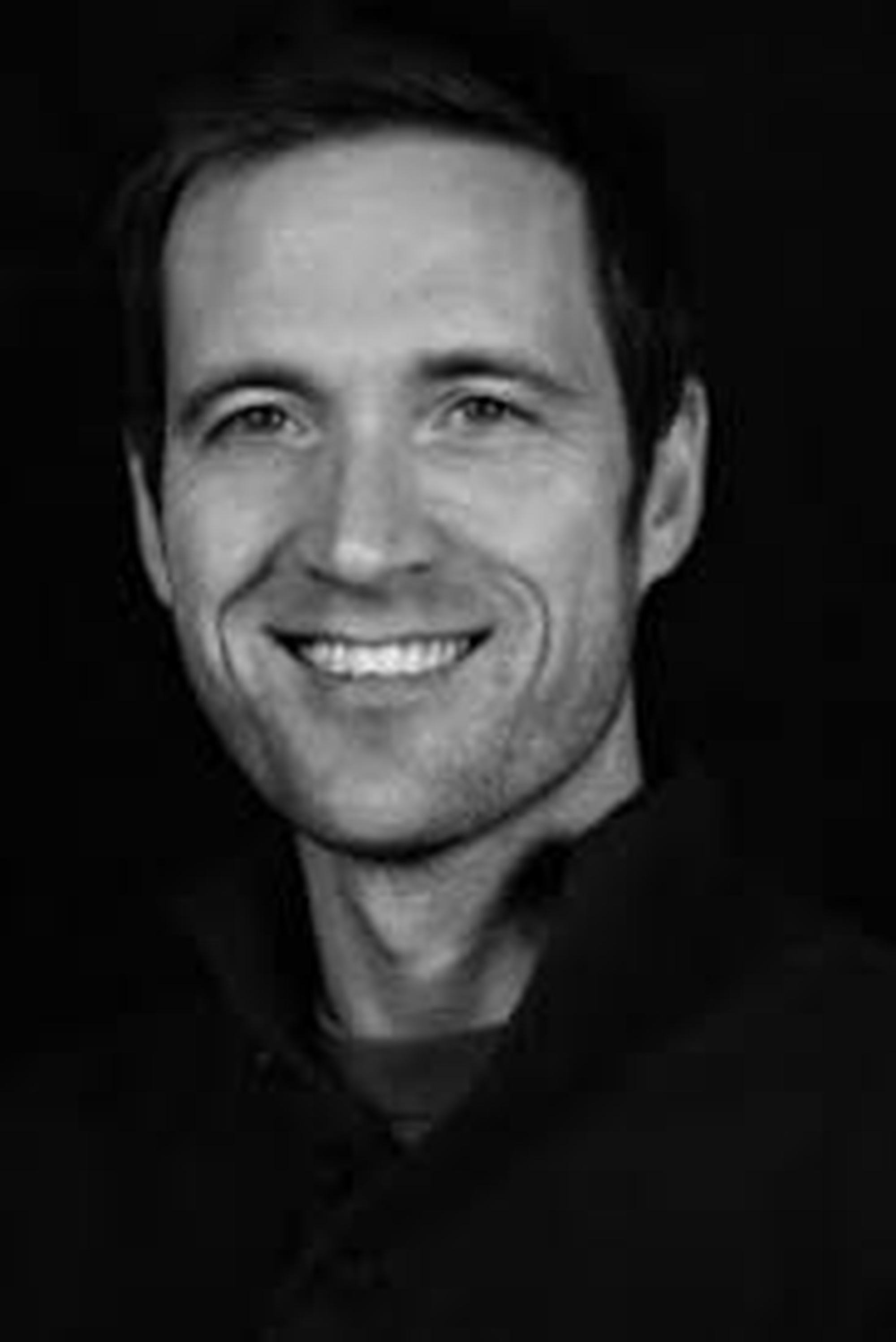 Фото  (Nathan Roach)