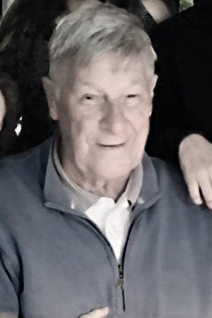 Фото  (Bob Walkingshaw)