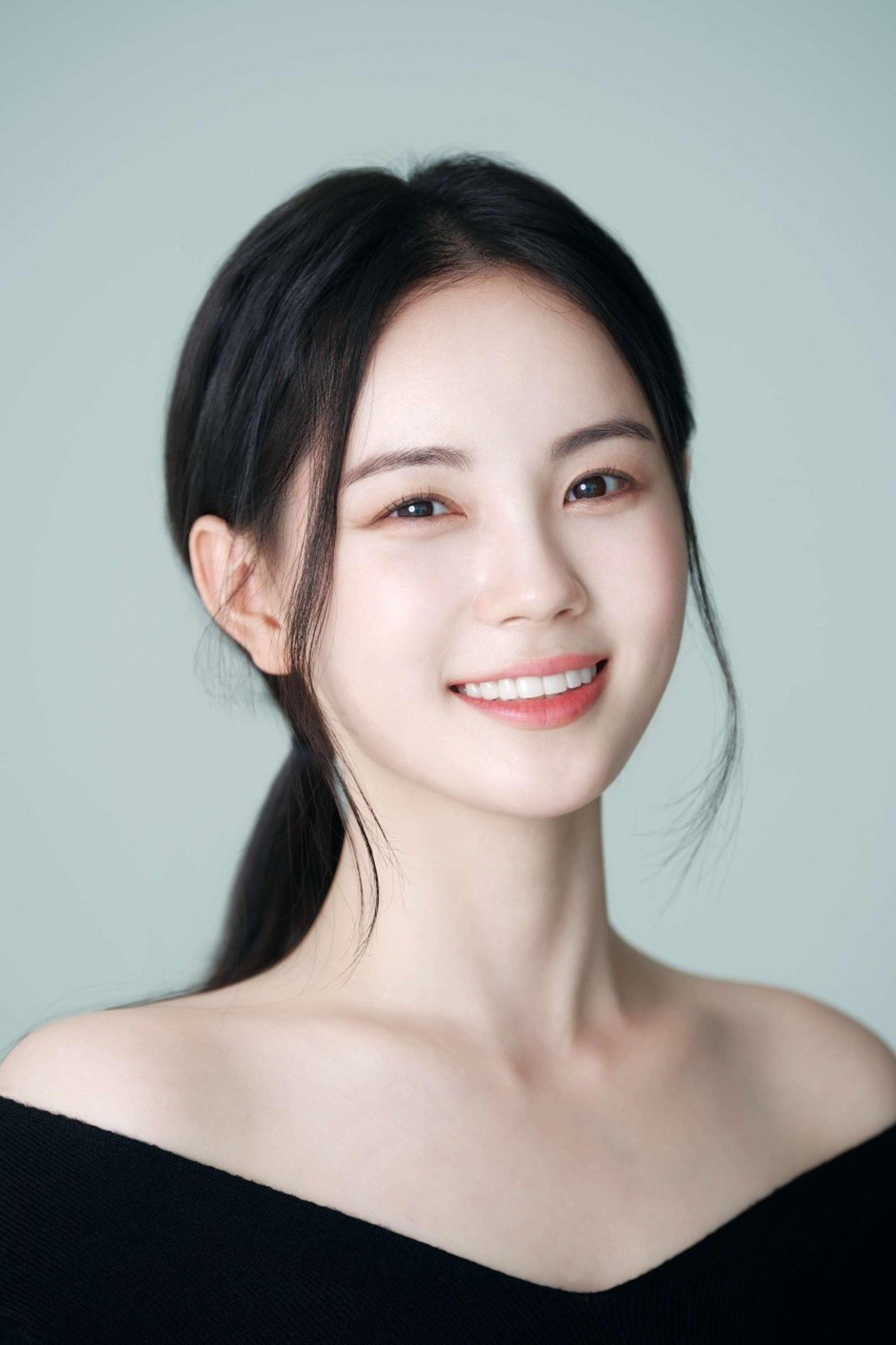 Фото  (Han Yoo-eun)