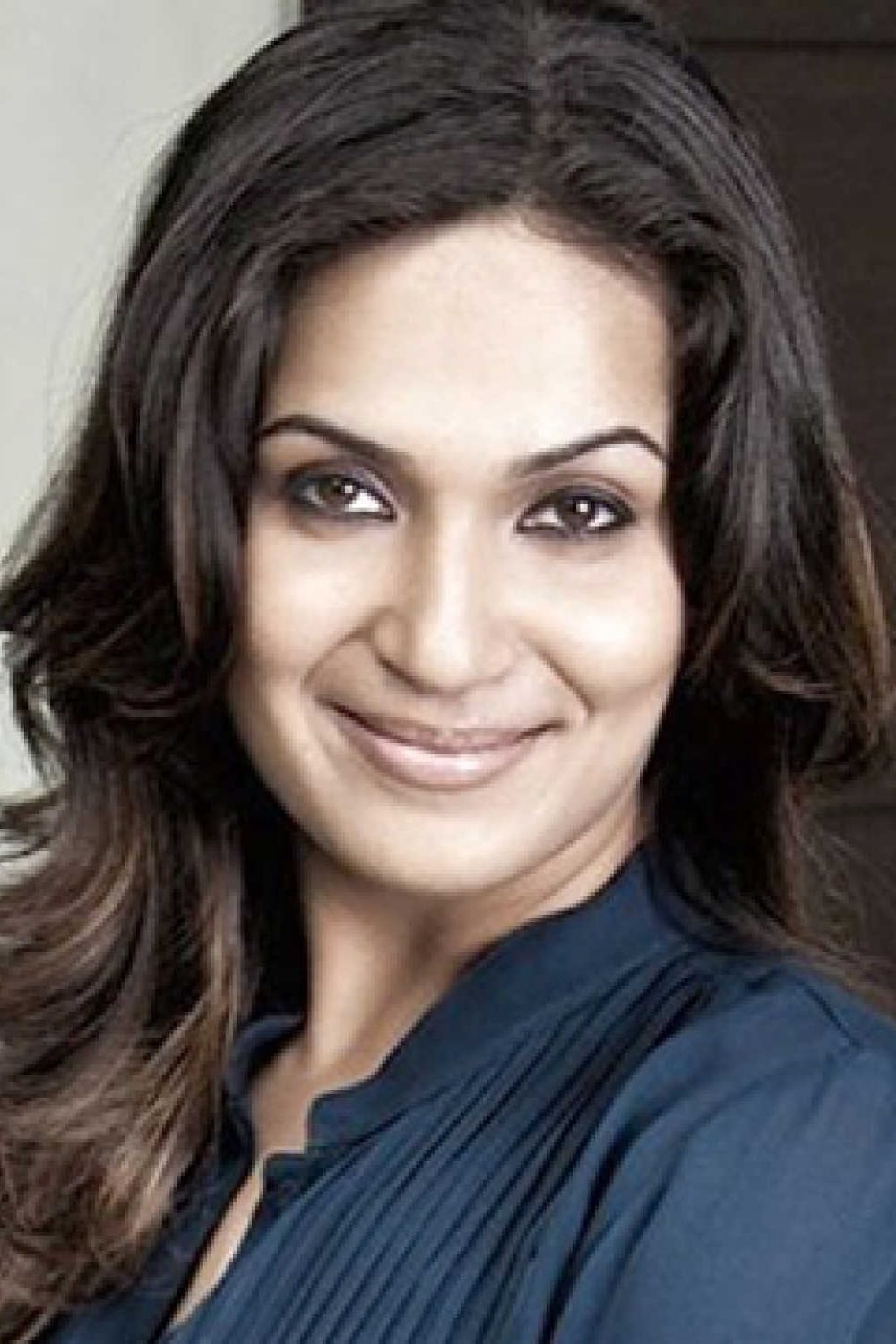 Фото  (Soundarya Rajinikanth)