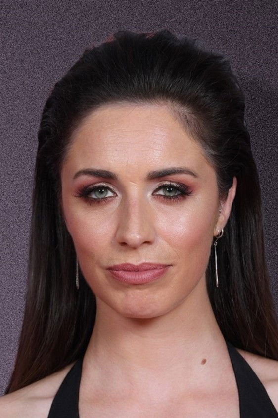 Фото  (Julia Goulding)