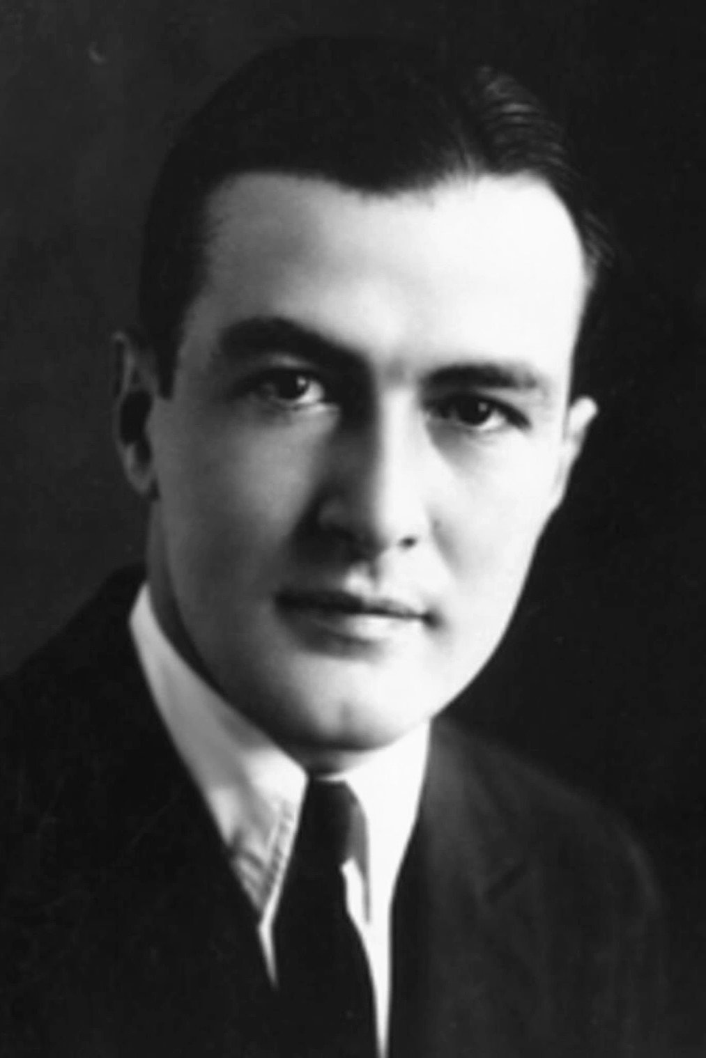 Фото  (Lester Vail)