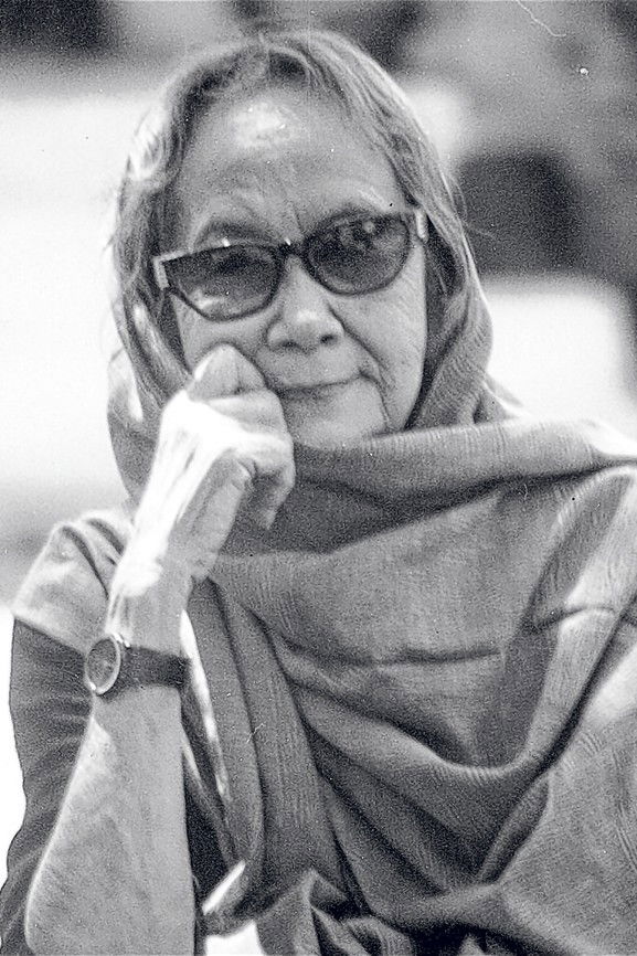 Фото  (M. K. Binodini Devi)