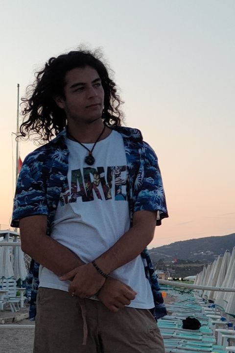 Фото  (Ivan Lukas Giovine)