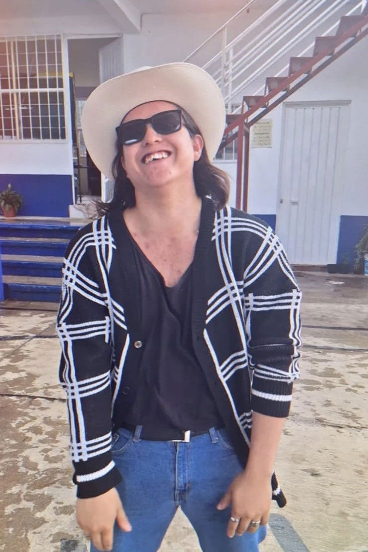 Фото  (Steven H. Cabrera)