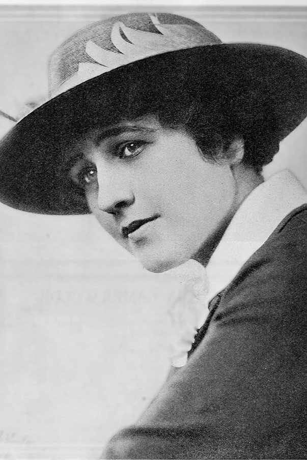 Фото  (Gladys Hanson)