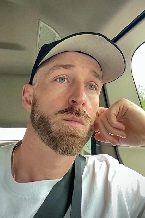 Фото  (Andrew Gaynord)