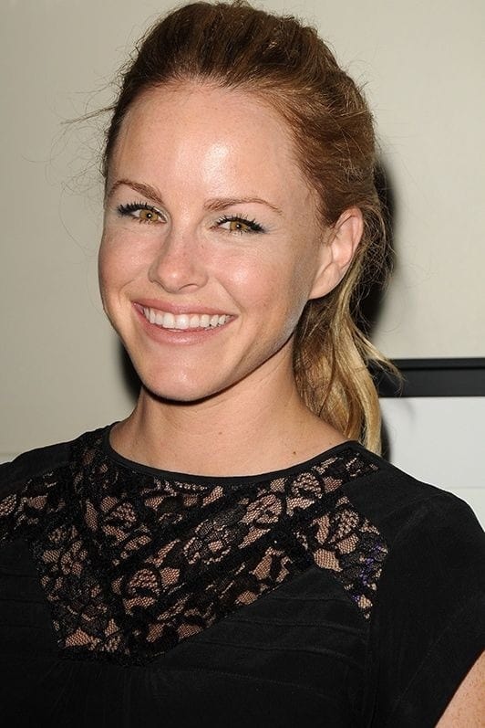 Фото  (Julie Berman)
