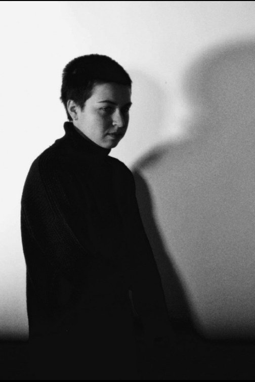 Фото Ема Блін (Ema Blin)