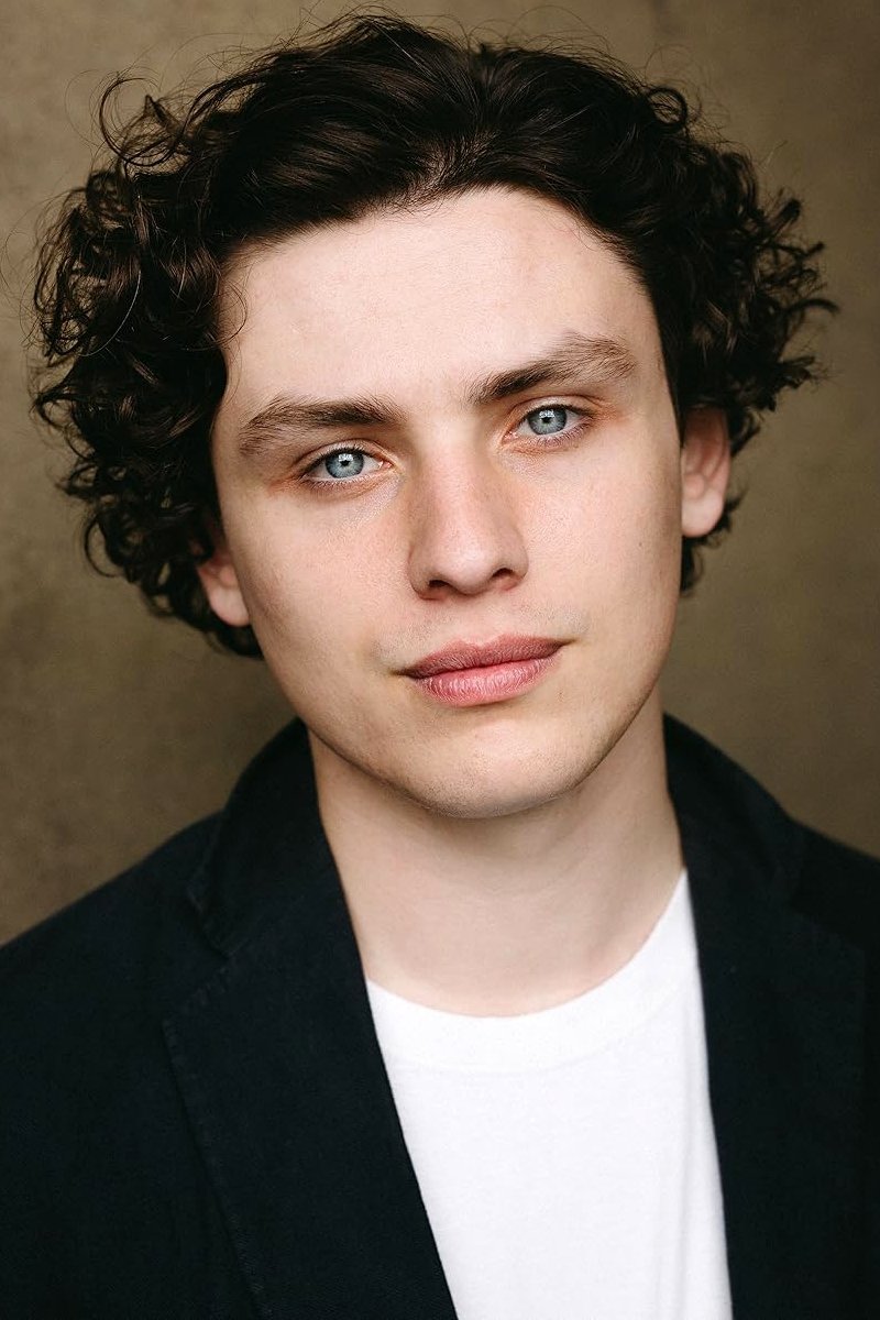 Фото  (Max Lohan)