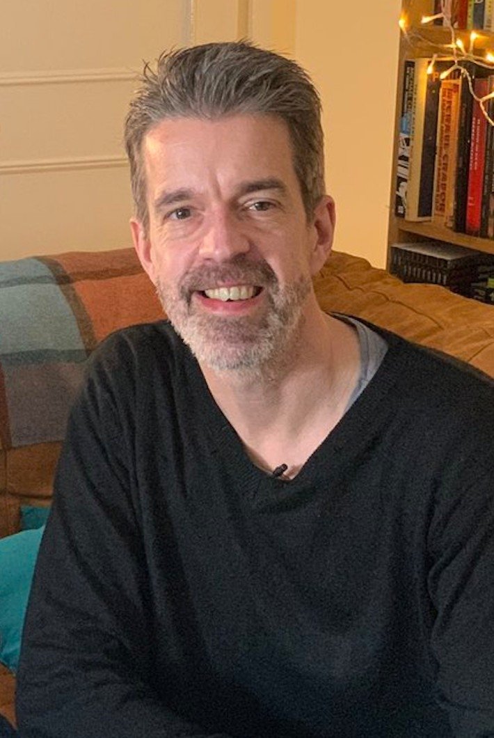 Фото  (Ian Nathan)