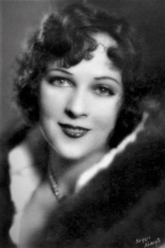 Фото  (Majel Coleman)