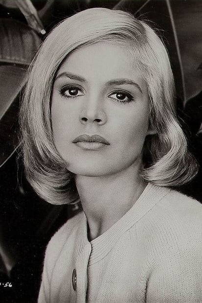 Фото Сандра Ді (Sandra Dee)