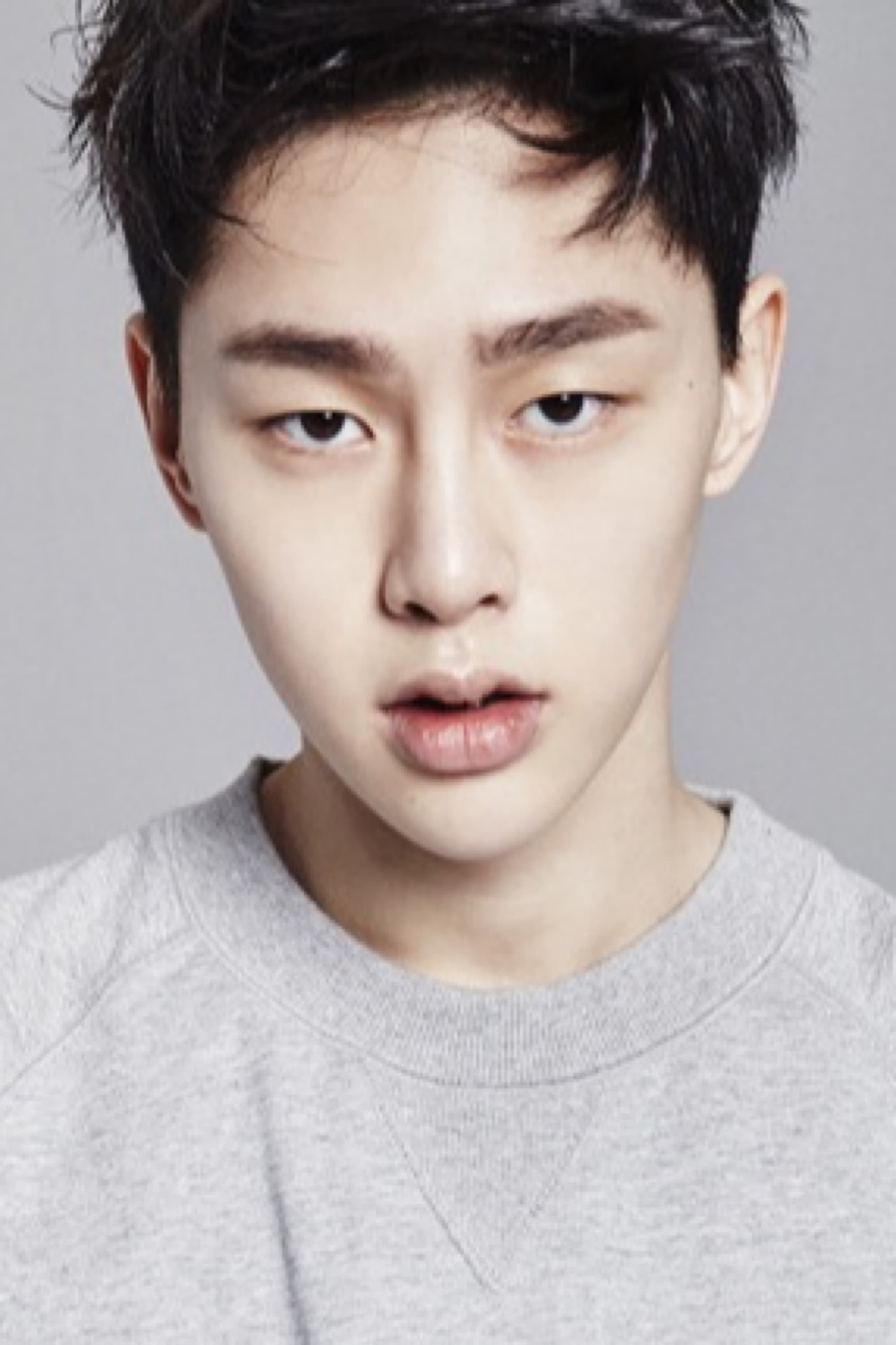 Фото  (Kwon Hyun-bin)