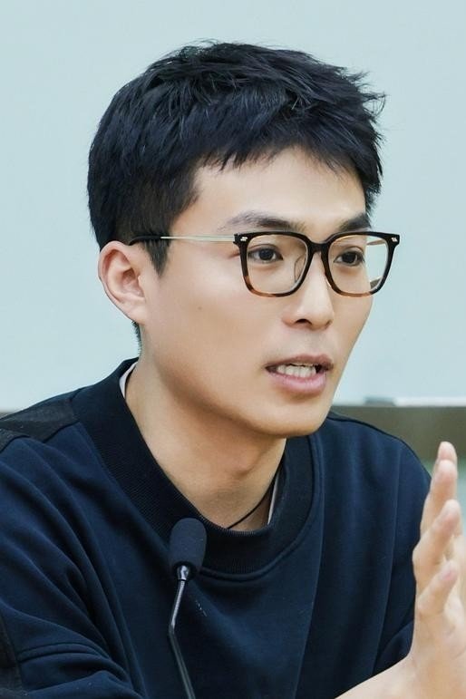 Фото  (Zhou Yunhai)