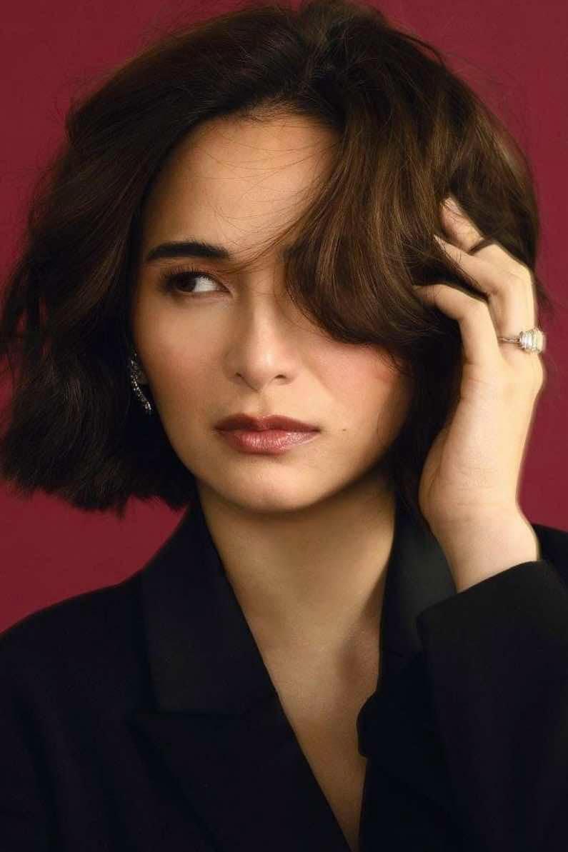 Фото  (Jennylyn Mercado)