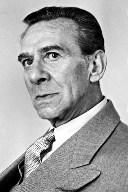 Фото Jean Yonnel