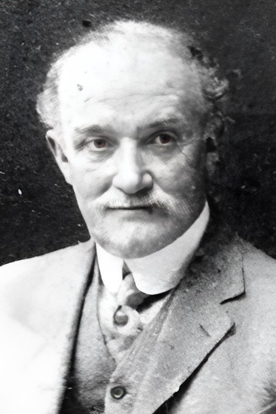 Фото  (Clay M. Greene)