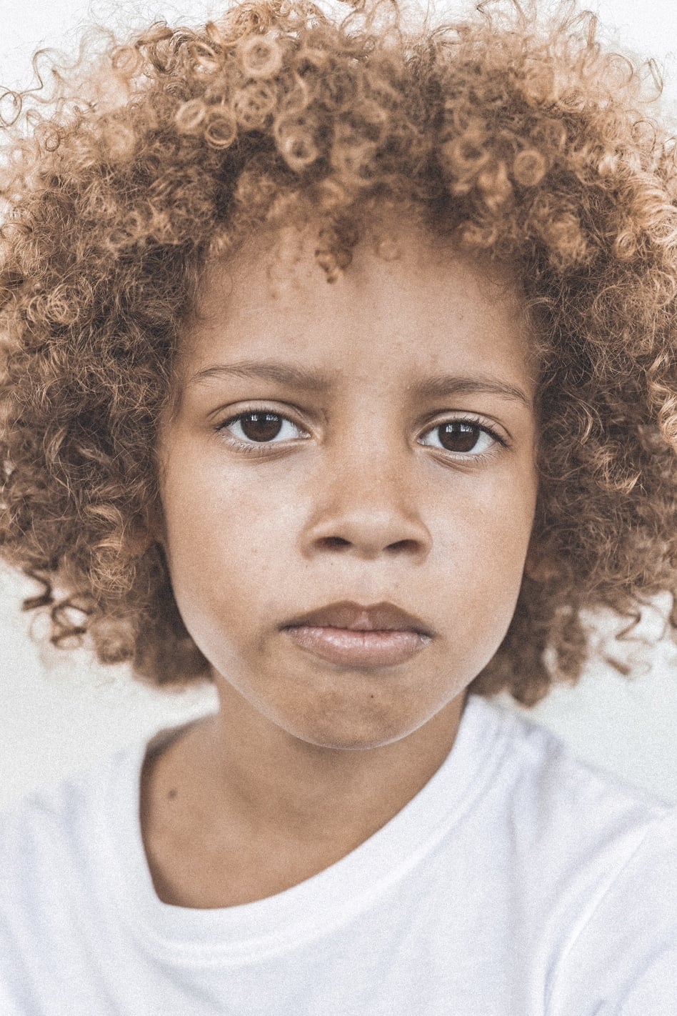 Фото  (Wesley Dean Adler)