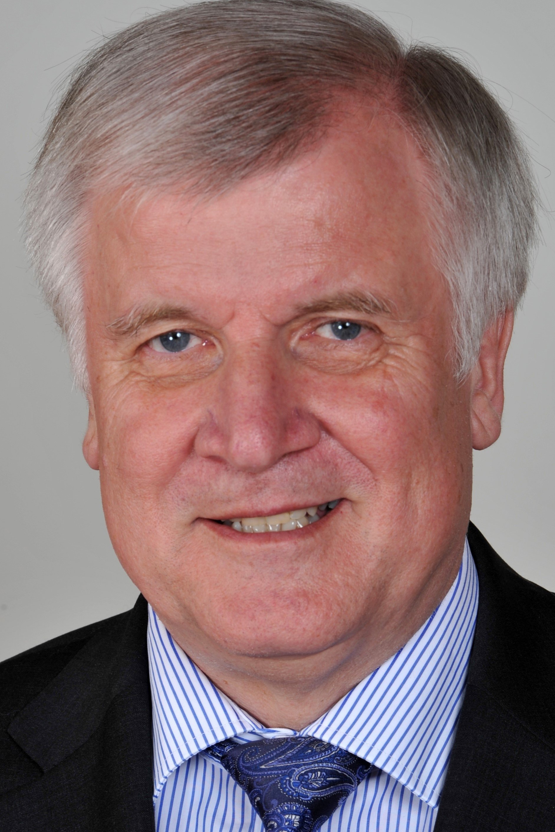 Фото  (Horst Seehofer)