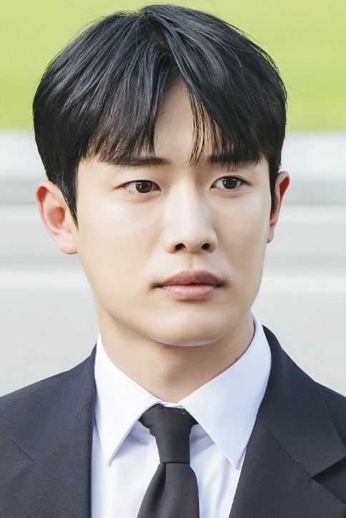 Фото  (Choi Woo-jin)