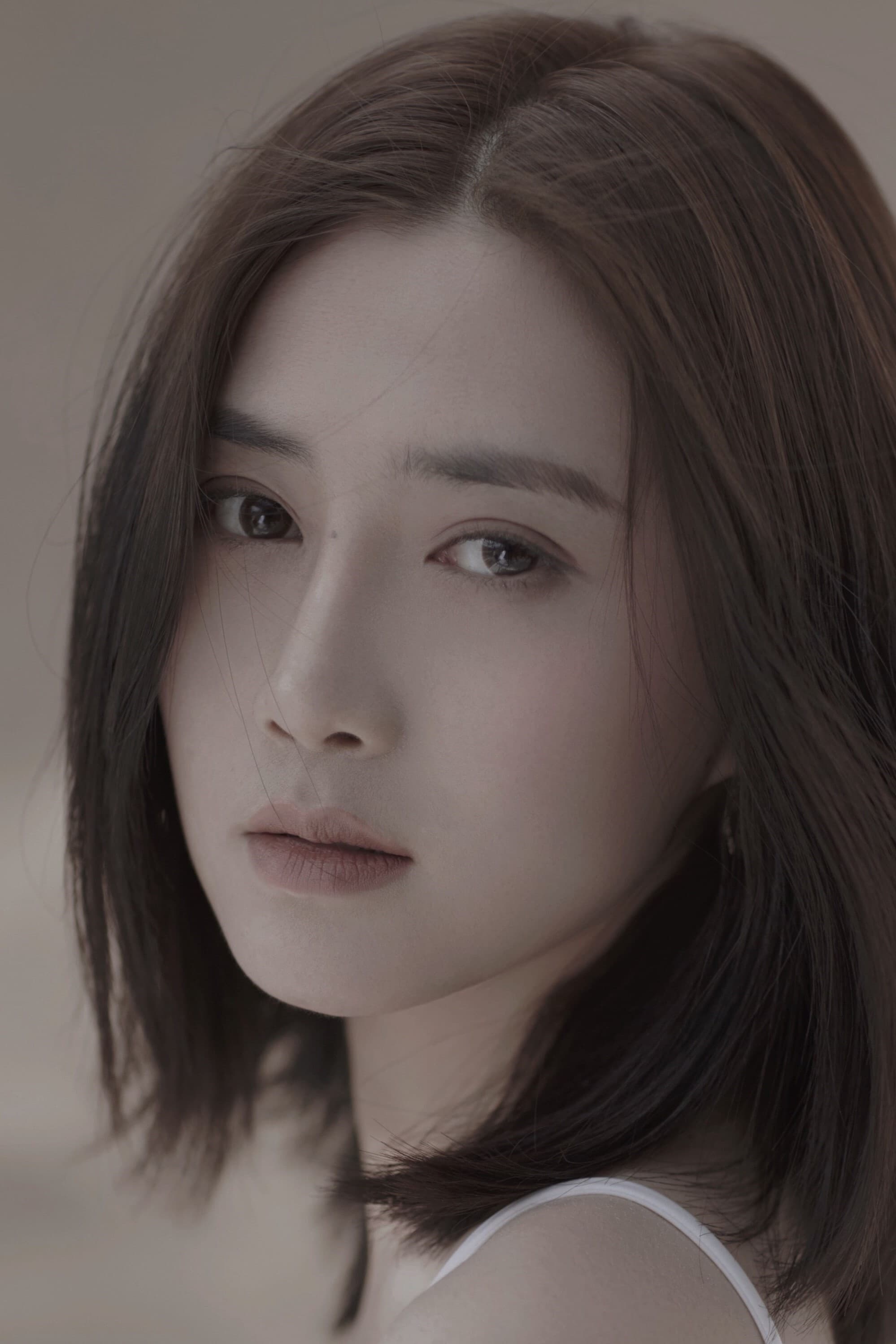 Фото  (Wang Qing)