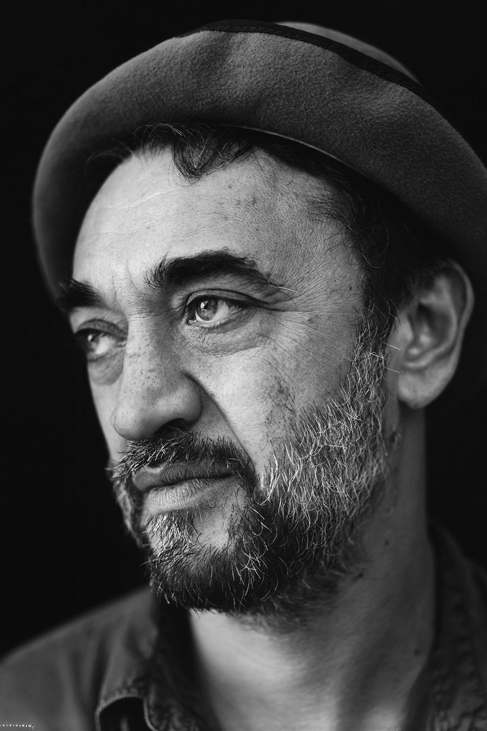 Фото  (Eugene Souleiman)