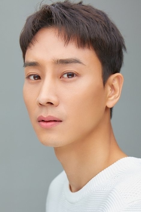 Фото  (Oh Jung-hwan)