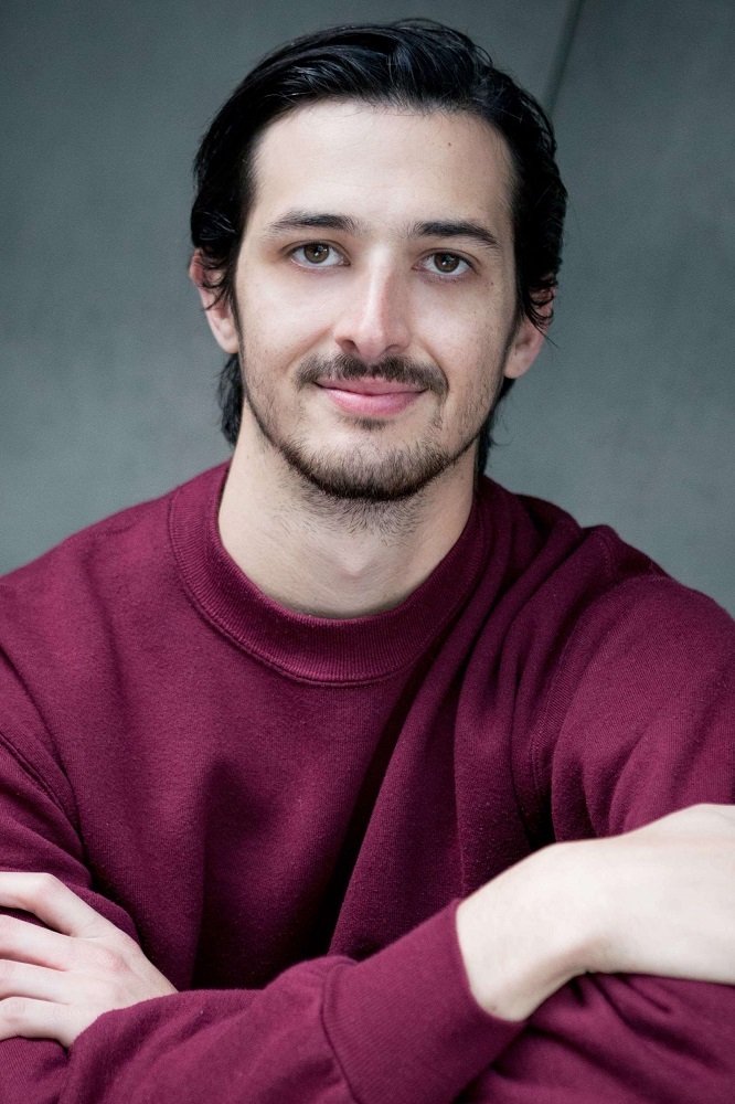 Фото  (James Cerche)