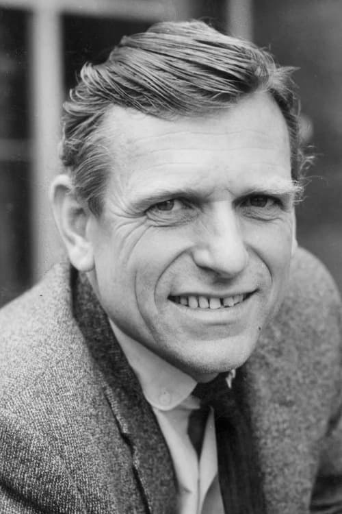 Фото  (Leonard Teale)