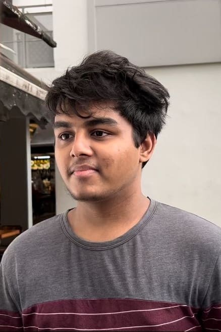 Фото Мукеш (Mukesh)