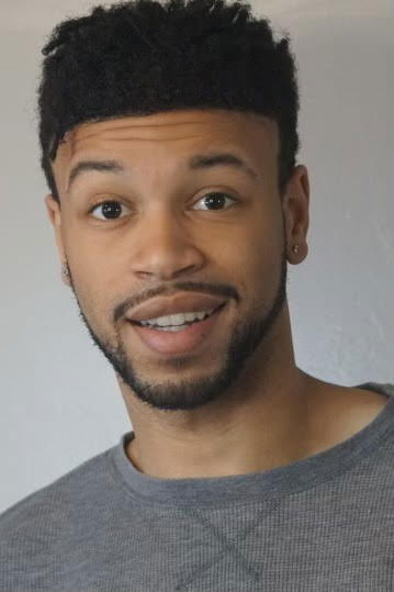 Фото  (Lip Mangrum)