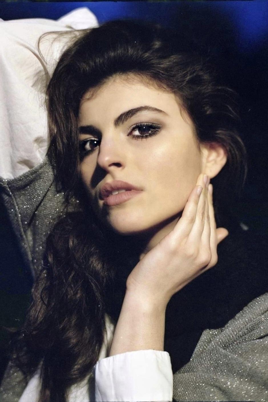 Фото  (Ada Coruga)