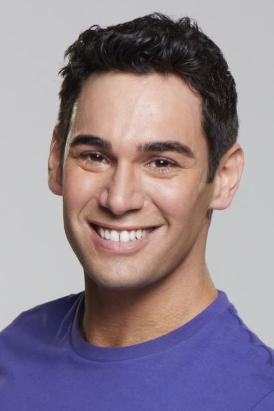 Фото  (Tommy Bracco)