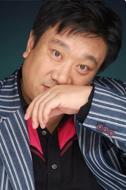 Фото  (Kwon Yong-woon)