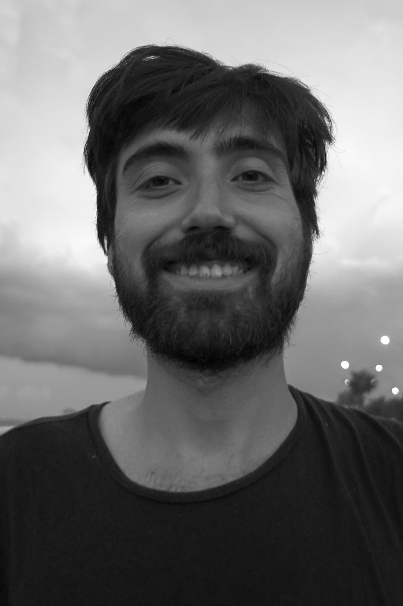 Фото  (Halil Can Akbulut)