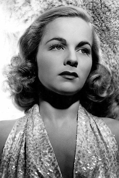 Фото  (Lucile Fairbanks)