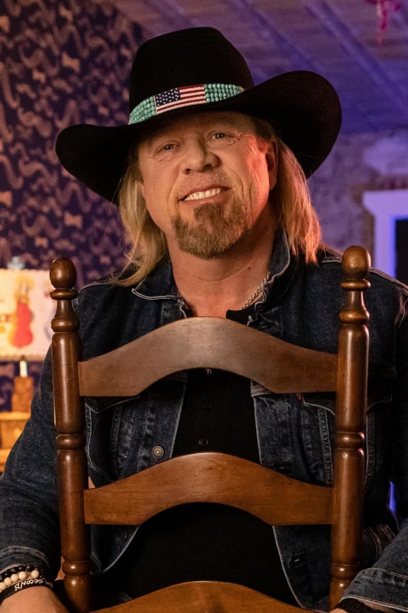 Фото  (Cody McCarver)