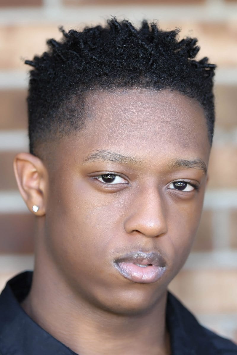 Фото  (Kaden Washington Lewis)