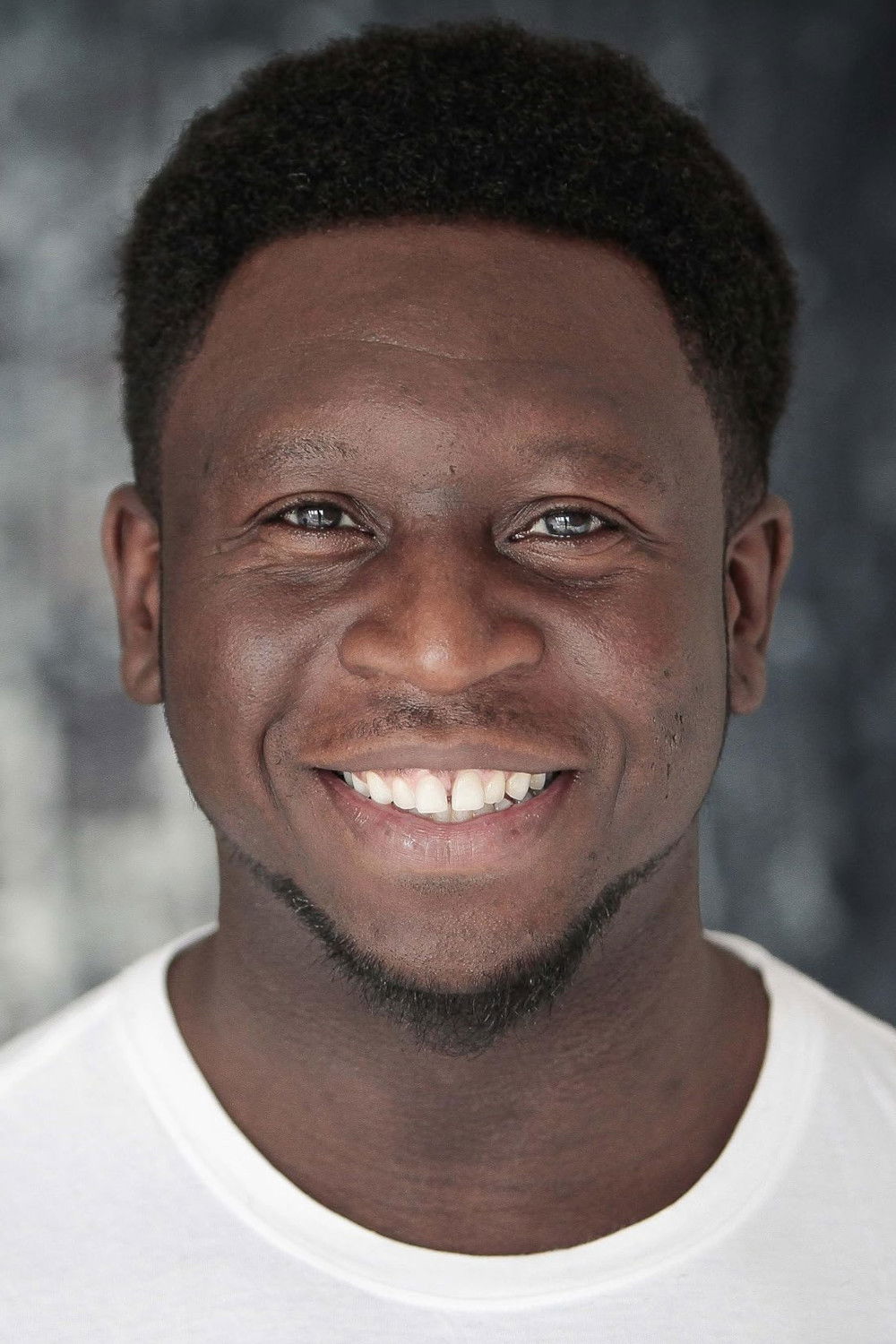 Фото  (Yinka Awoni)