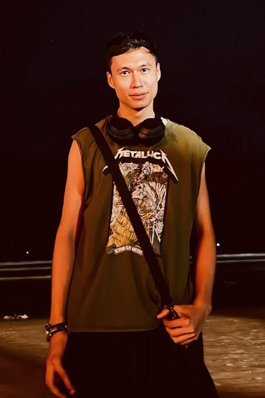 Фото  (Kevin Zingkhai)