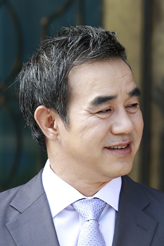 Фото  (Kim Kyu-chul)